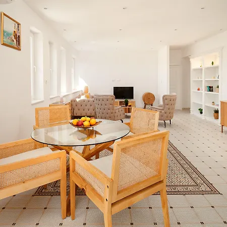 Sun Harmony Apartman *